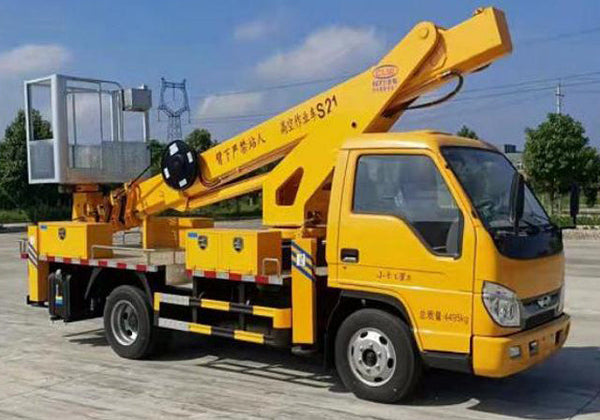 Foton 21 meters 4x2 mobile hydraulic platform high altitude operation vehicle