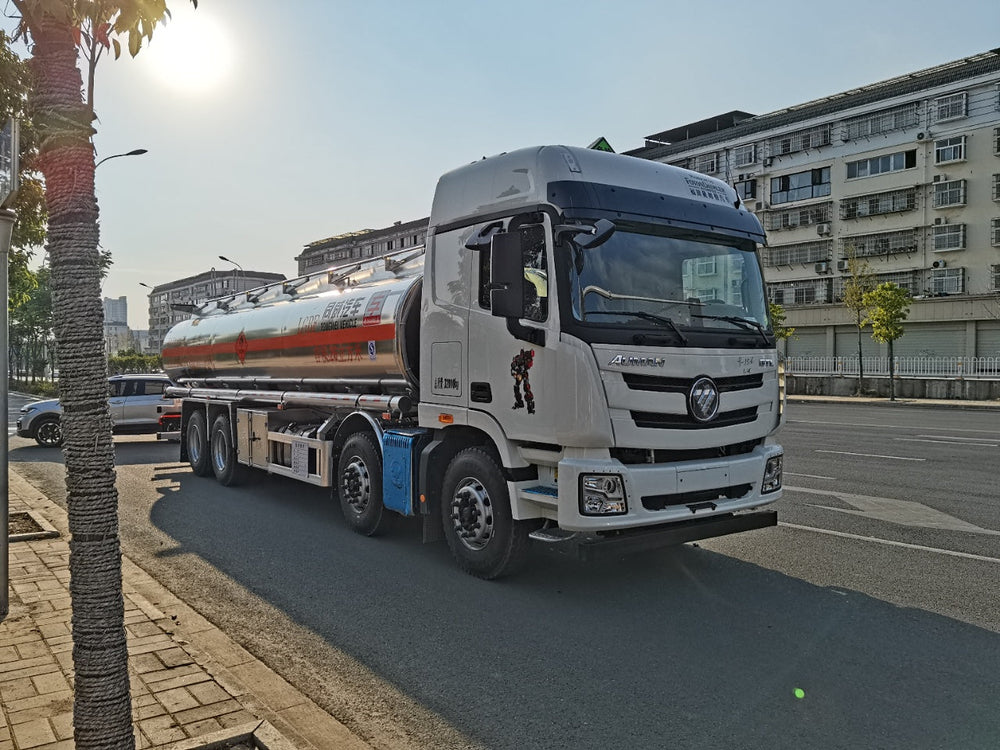 FOTON 8×4 30m³ Aluminum Alloy Fuel Tank Truck